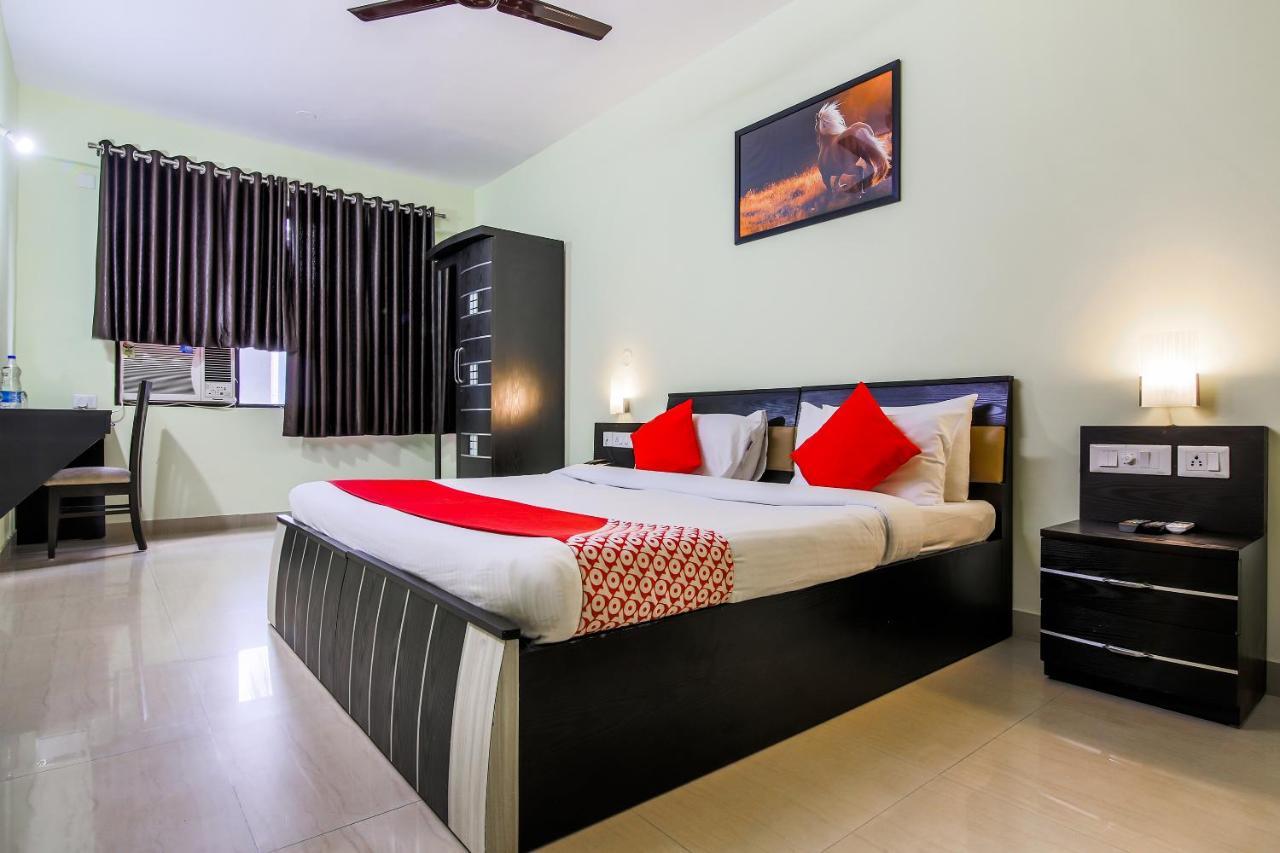 מדגאון Oyo 24761 All Seasons Guest House מראה חיצוני תמונה