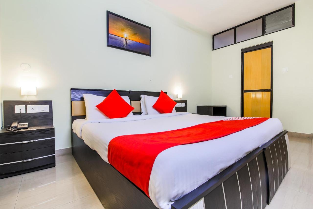 מדגאון Oyo 24761 All Seasons Guest House מראה חיצוני תמונה