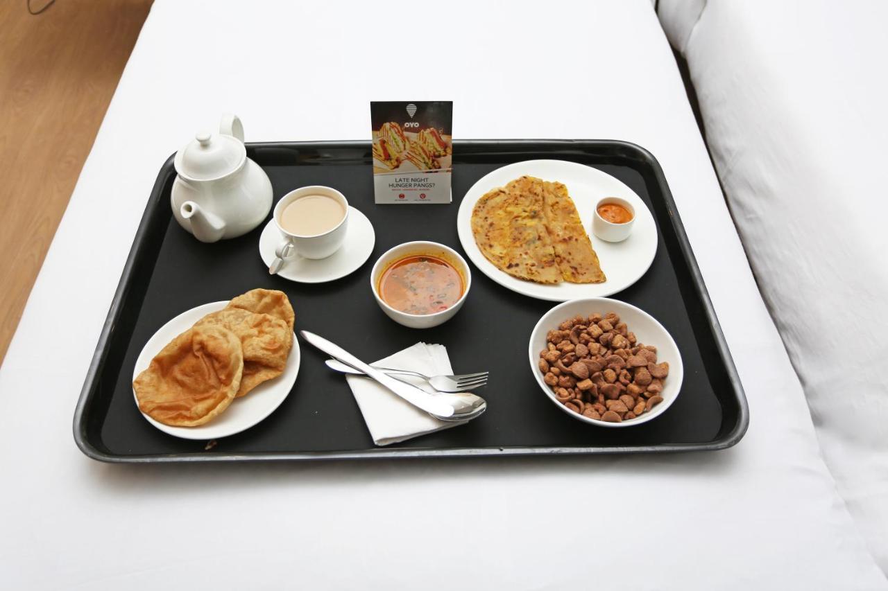 מדגאון Oyo 24761 All Seasons Guest House מראה חיצוני תמונה